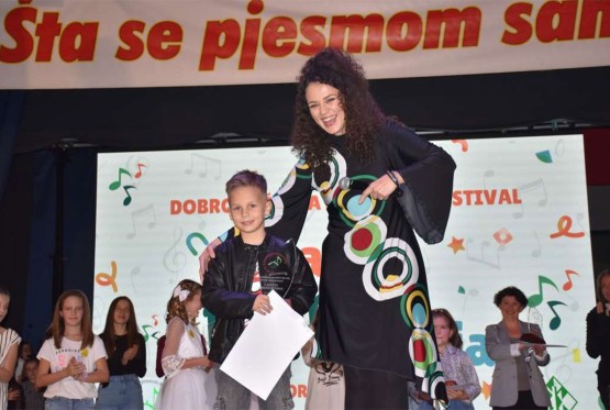 U Goraždu 8. novembra 26. Internacionalni dječiji festival "Šta se pjesmom sanja"