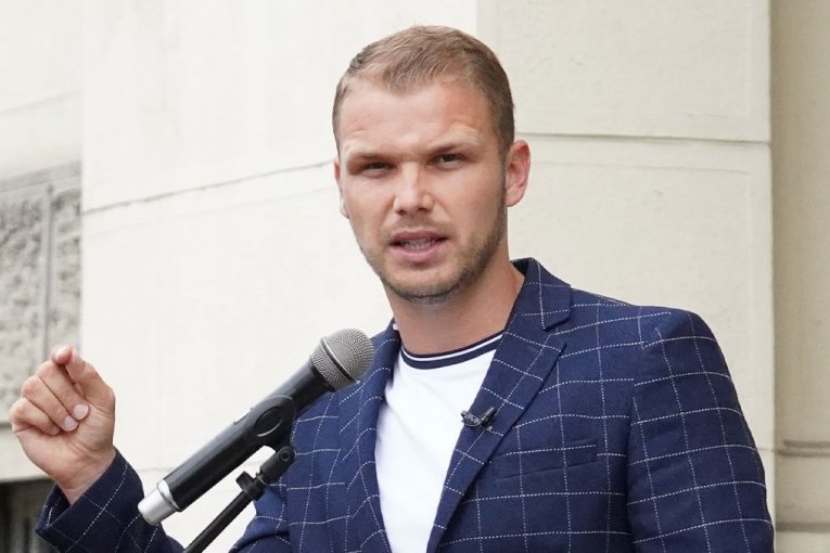 DRAMA U BANJALUCI! Napadnut Draško Stanivuković dok je bio u šetnji!