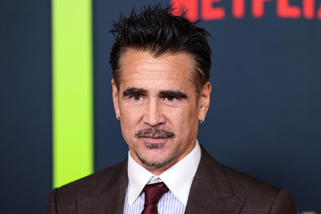 Kolin Farel kao sveštenik koji krije mračnu tajnu