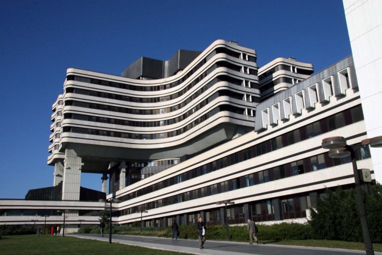 Devojci zahvaćemo 25 odsto kože!