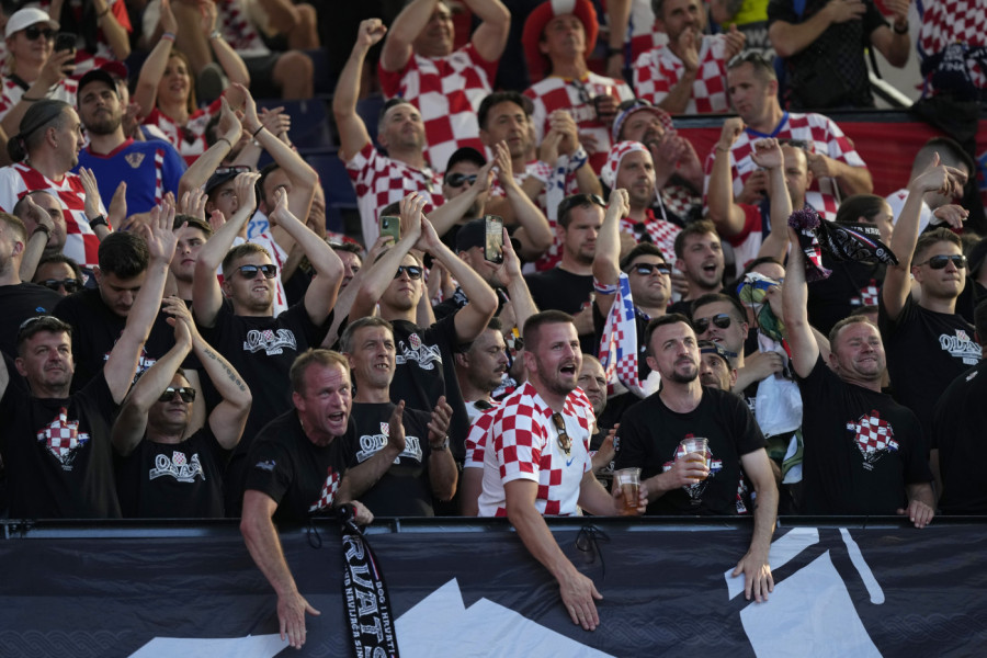 HRVATI OPET NAPADNUTI U CRNOJ GORI! Posle sramnog transparenta – usledila je sačekuša!