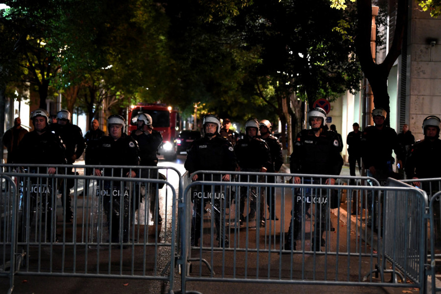 NAPADNUTI HRVATSKI NAVIJAČI! Delije iz Crne Gore im preprečile put, a onda…