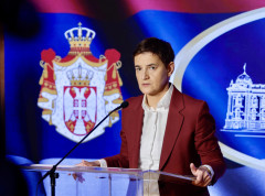 Ana Brnabić: Plenković brani i zastupa ustaški pozdrav