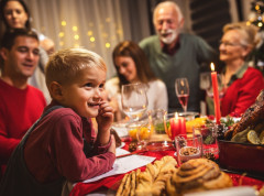 Grci će ove godine morati da izdvoje više za božićnu trpezu