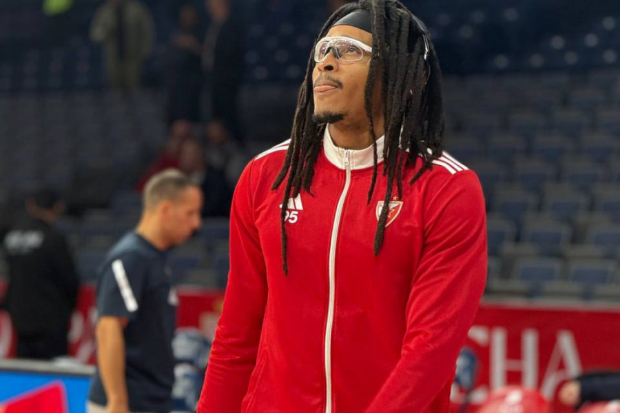 DELIJE, OVO MORATE DA ČUJETE: Oglasio se Čima Moneke, pa „zapalio“ navijače Crvene zvezde!