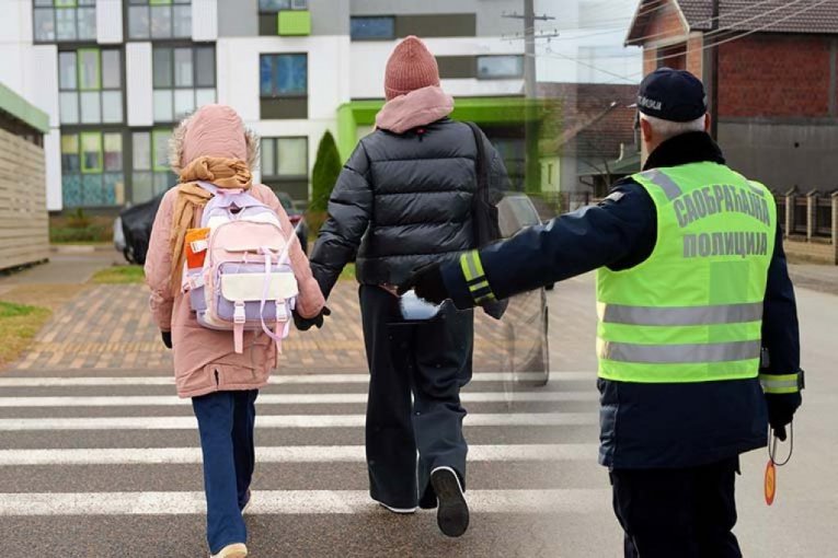 HOROR NA PUTEVIMA! Jedanaestoro dece poginulo u nesrećama, ABS u kampanji za zaštitu mališana!