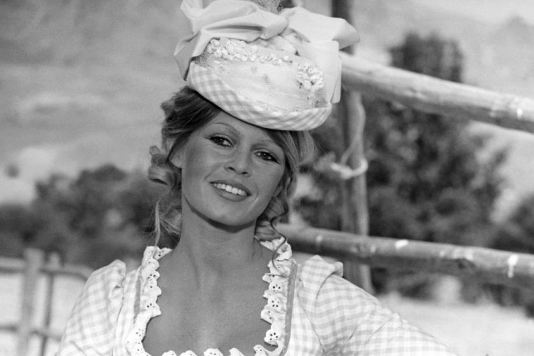 BEOGRAĐANKA JE BILA NAJBLIŽA PRIJATELJICA BRIŽIT BARDO! Isplivali svi detalji, Olga joj je bila kao DRUGA MAJKA!