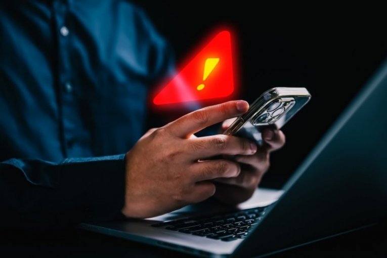 GRAĐANI SRBIJE PONOVO NA METI PREVARANATA! Lažnim porukama iz Maroka pokušavaju da vam uzmu novac! EVO KAKO DA SE ZAŠTITITE!