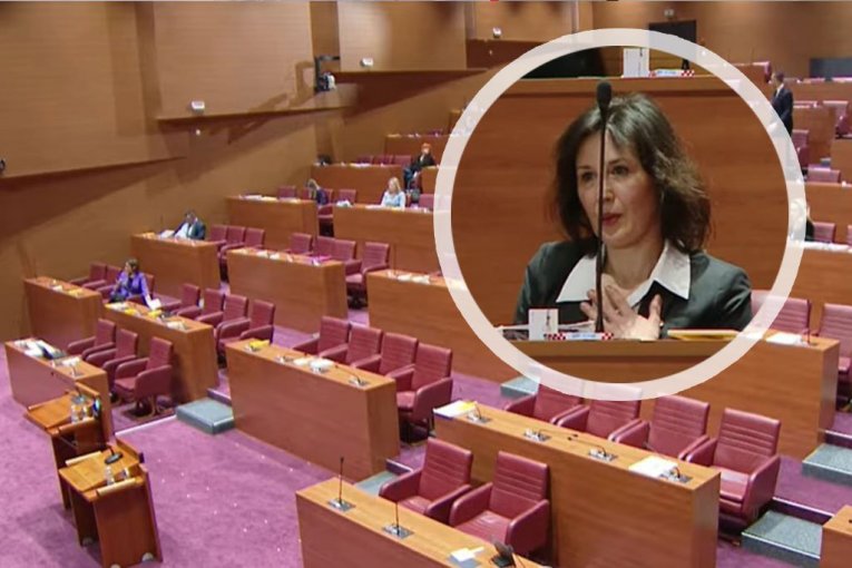 Sve zabeležile kamere, samo je VRISNULA i počela da TRESE rukom (VIDEO)