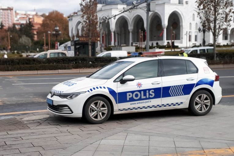 „PITAO ME JE ŠTA ME GLEDAŠ, PA SAM MU ZARIO NOŽ U STOMAK!“ Tinejdžer zverski ubio vršnjaka, na društvenim mrežama se pojavio snimak! (UZNEMIRUJUĆ VIDEO)