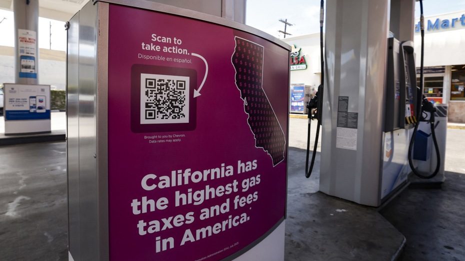 U naglom porastu: Cene goriva na pumpama u Americi veće nego u bilo kom trenutku tokom oba mandata Trampa – Svet