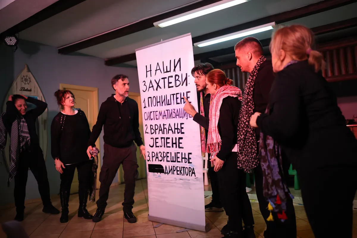 Glumci Šabačkog i „Ovo nije predstava“ kao odgovor na otkaz i pritiske – u Beogradu 4. marta – Vesti iz Srbije, regiona i sveta