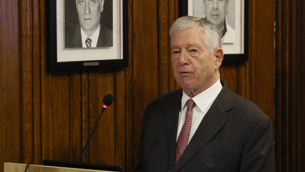 Karađorđevići odali počast žrtvama NATO agresije