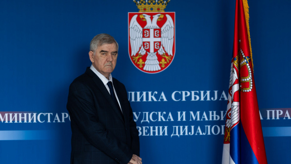 Beriša najoštrije osudio ismevanje bolesnog deteta