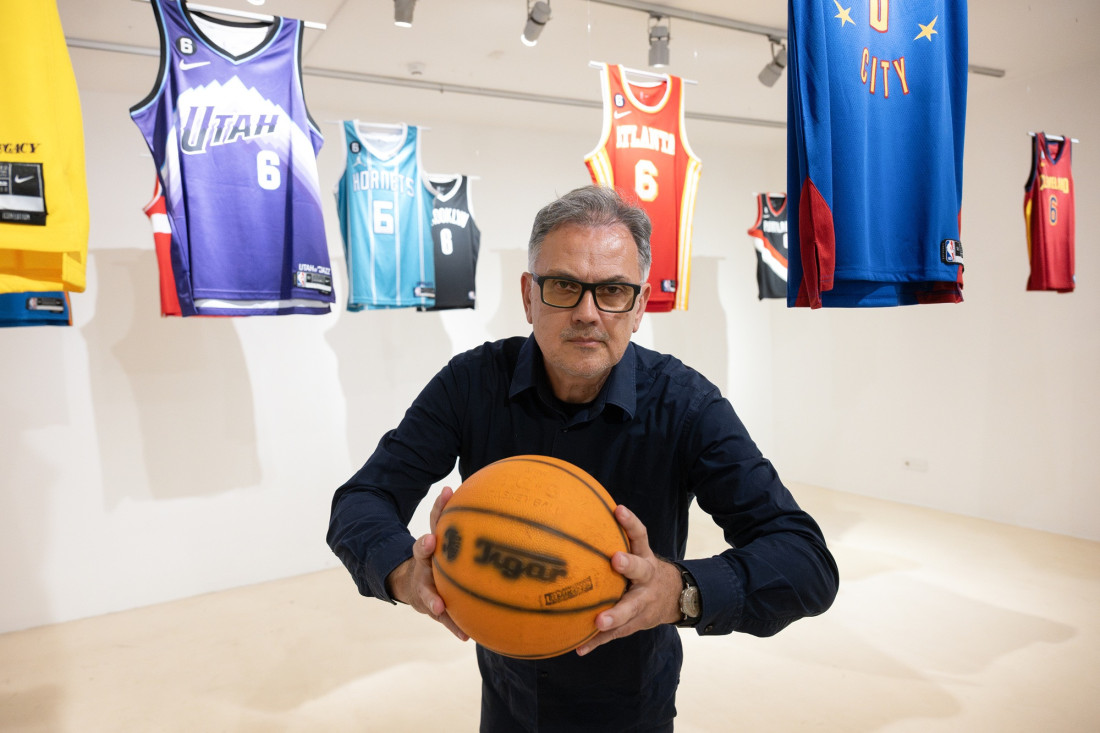 Izložba „Danas je taj dan kada niko nije poneo loptu“