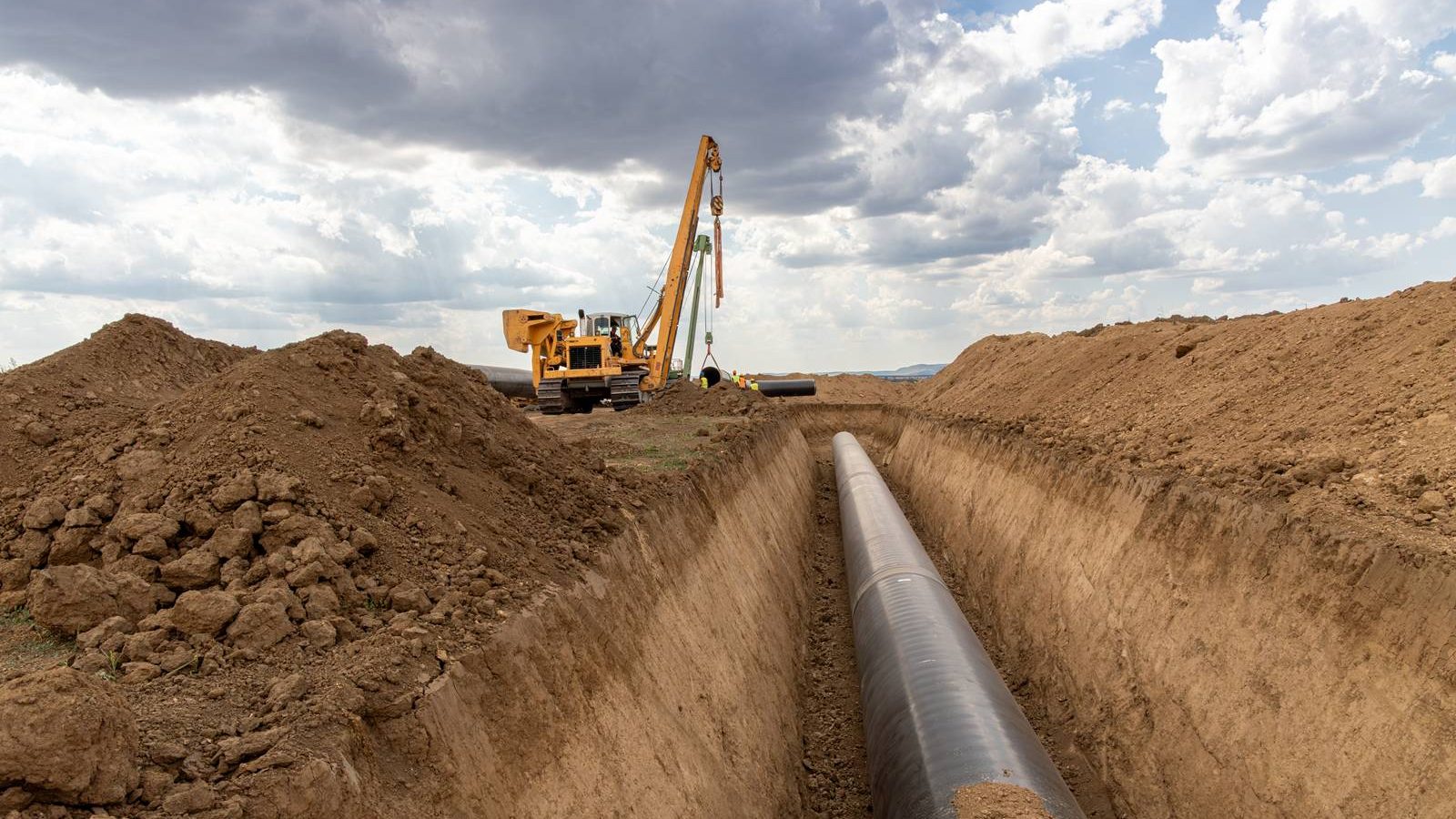 Mađarska ubrzava igradnju naftovoda prema Srbiji – Ekonomija