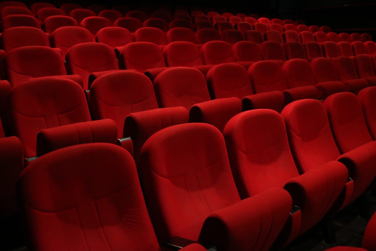 U Jugoslovenskom dramskom pozorištu u Beogradu dodeljene godišnje nagrade – Vesti iz Srbije, regiona i sveta