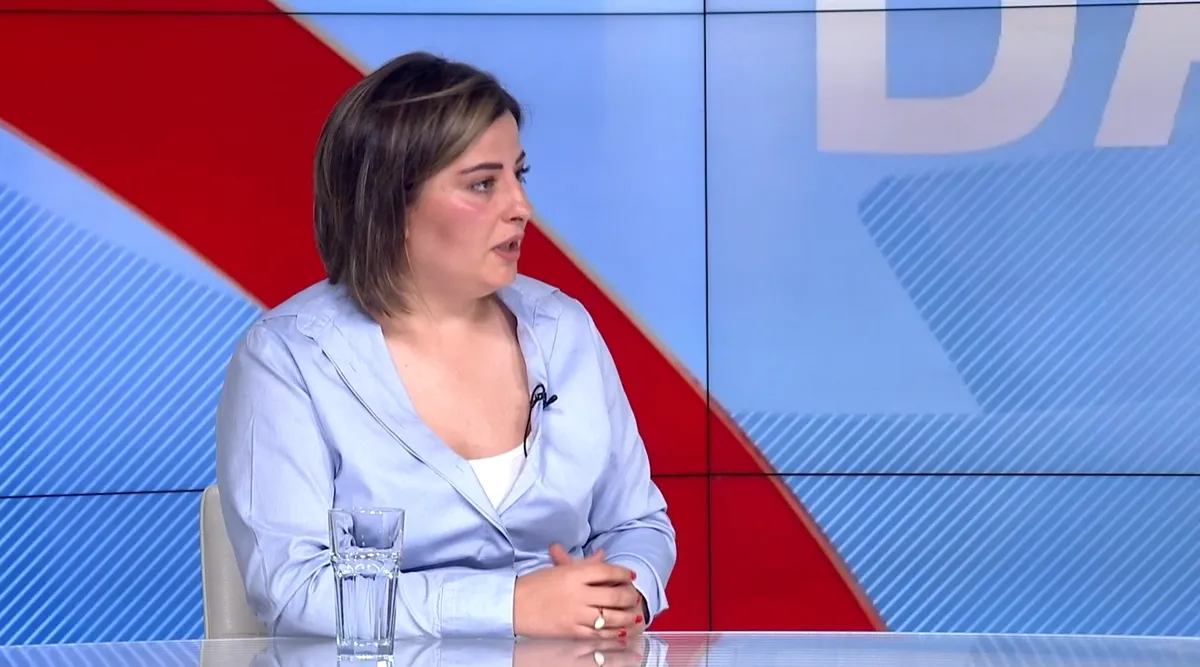 SNS želi da Beograd kontrolišu privatnici