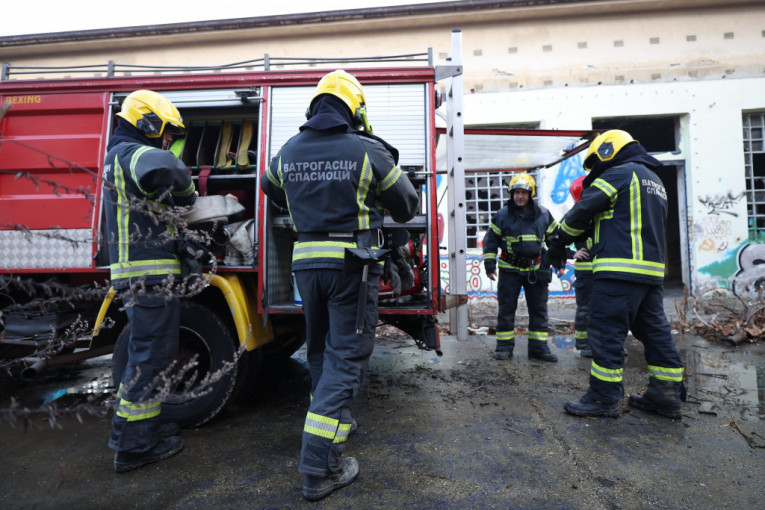 VELIKI POŽAR U NOVOM SADU! Ima povređenih! (VIDEO)