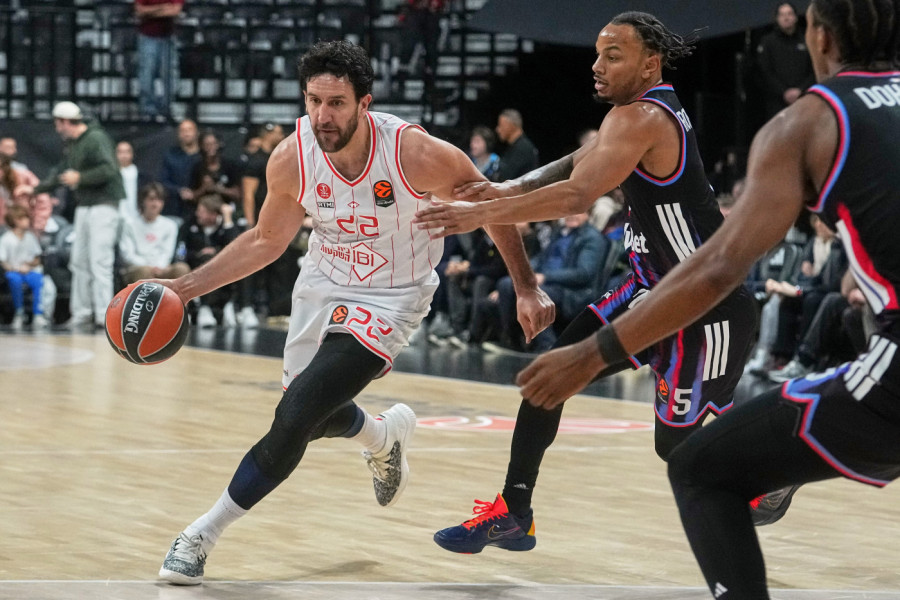 VASA MICIĆ ZAUSTAVLJEN NA GRANICI: Nastao ozbiljan problem, Hapoel ostavio Srbina u Beogradu