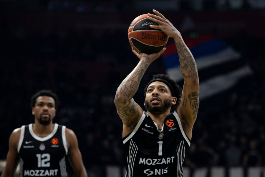 OGLASIO SE KARLIK DŽONS: Igrač Partizana otkrio da li je produžio ugovor sa crno-belima!