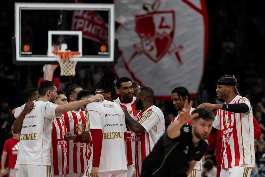 ZVEZDA SLOMILA PARIZ U PAKLU ARENE! Preskočena još jedna stepenica ka plej-inu – DOBRIĆ I KODI HEROJI TRIJUMFA!