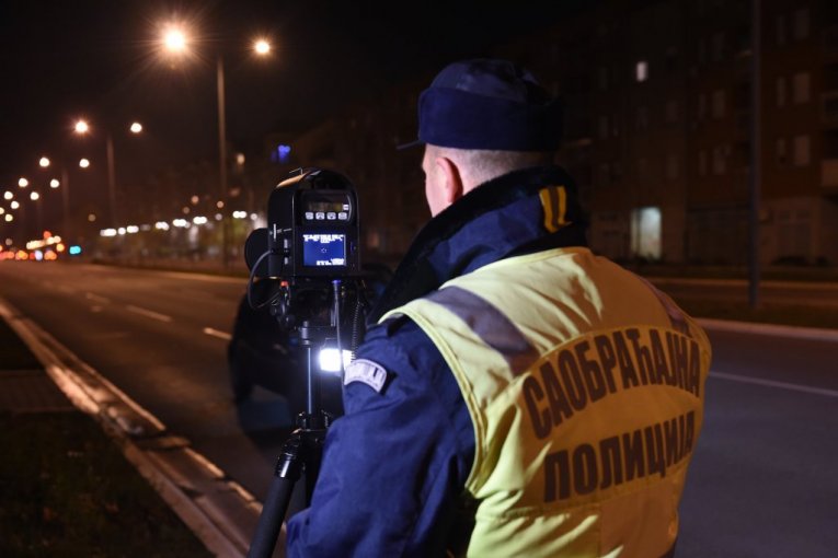 BRZINA I DALJE VODEĆI UZROK NESREĆA! Pune ruke posla za policiju u OVOM gradu