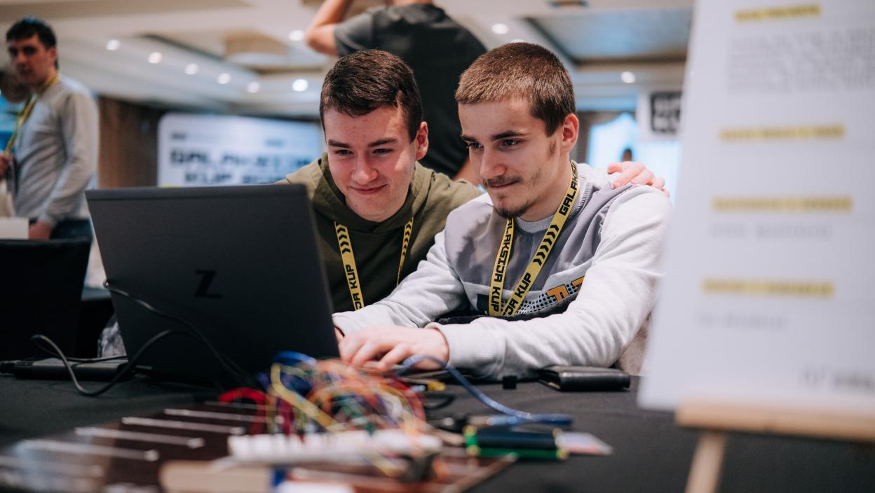 logopedski uređaj iz Novog Sada najbolji, nagrađeni i podvodni dron iz Niša i pametna invalidska kolica iz Čačka