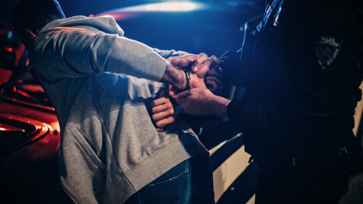 Indonežanska policija uhapsila 321 stranca zbog sumnje da su učestvovali u zabranjenom onlajn kockanju – Vesti iz Srbije, regiona i sveta