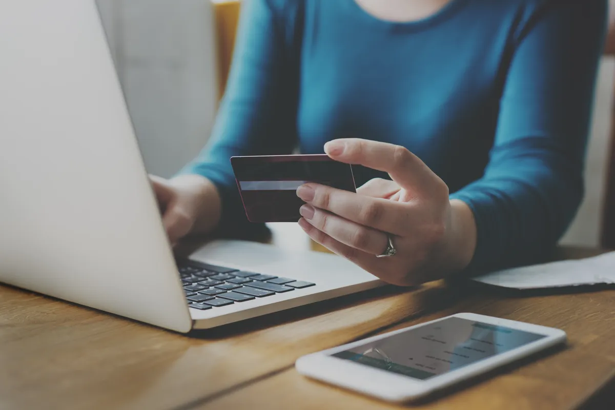 Internet trgovina u Srbiji: Od pandemijskog buma do ozbiljnog profitnog sektora