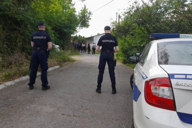 STARCA SEKIROM KASAPIO NA SPAVANJU! Čitajte u Srpskom telegrafu!