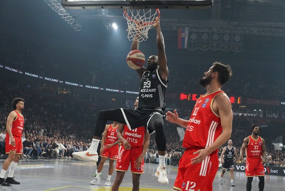 Partizan završio posao: Džekiri ostaje u Beogradu