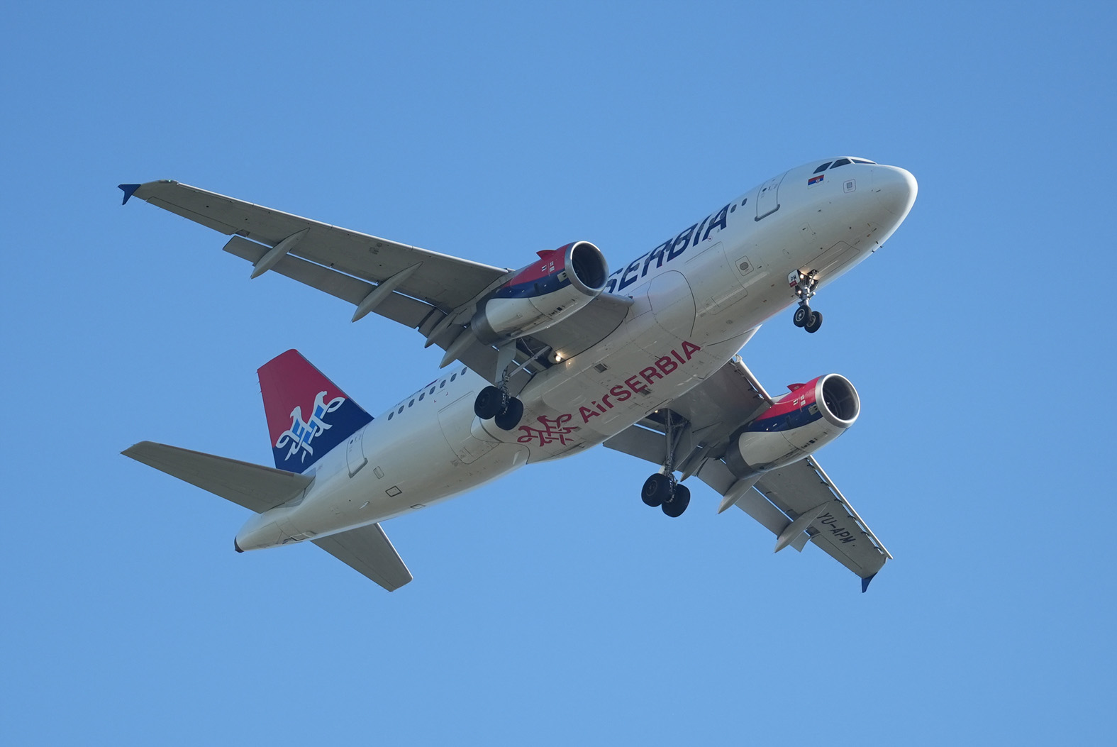 SRCE: Vlast pokušava da zaštiti kompaniju Air Serbia gušenjem konkurencije – Ekonomija