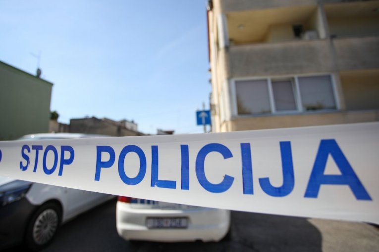 SIN BRUTALNO UBIO MAJKU I OCA! Vratio se iz Francuske, pa presudio roditeljima! Komšije tada bile u šoku: "DRUGO DETE IM JE UMRLO!"
